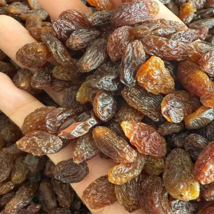 Hướng dẫn chọn mua nho khô giá sỉ chất lượng để kinh doanh hiệu quả