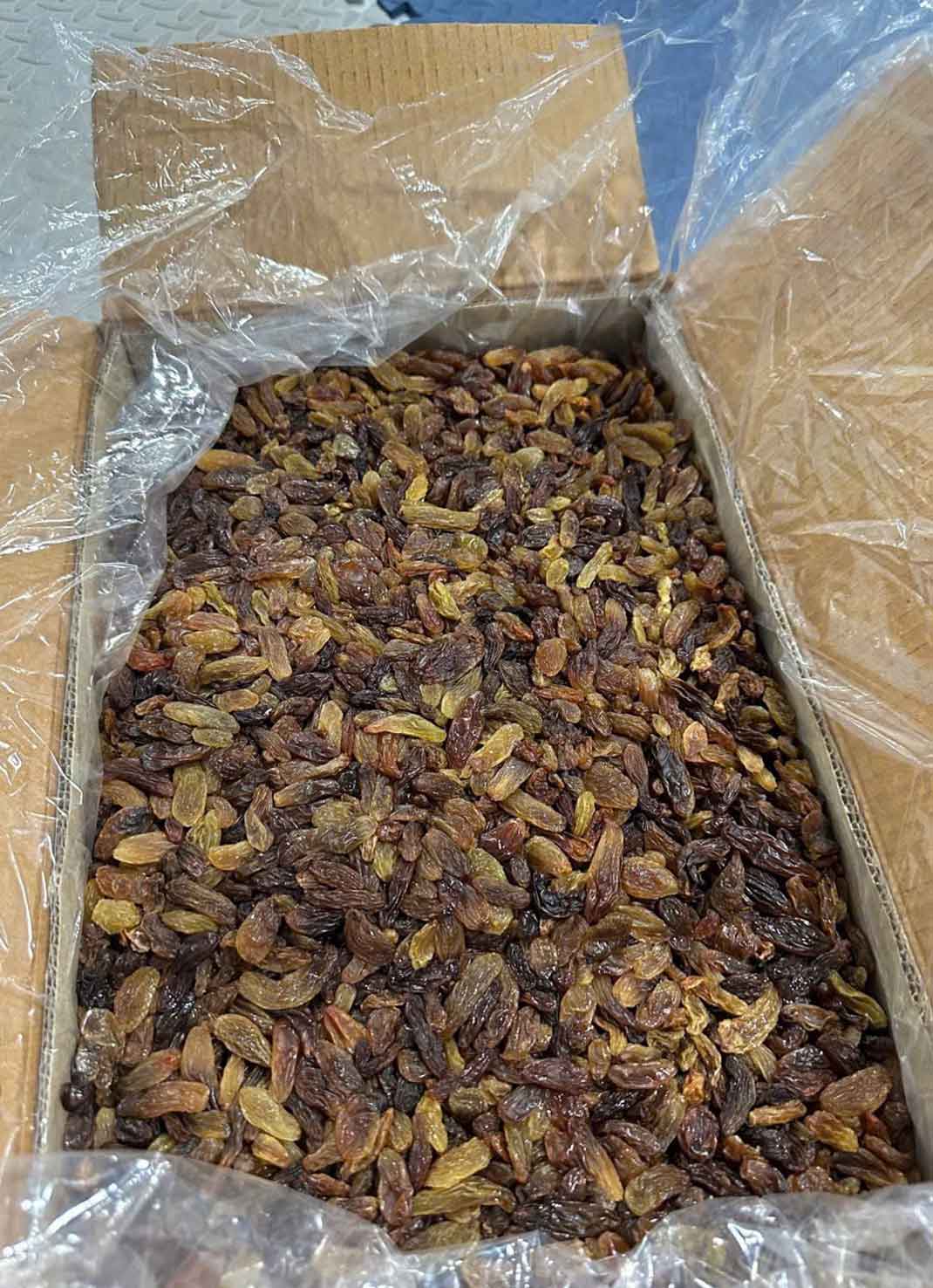 Nho khô không hạt trái dài nhập khẩu